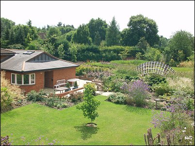 Phyllis Tuckwell Hospice Gardens